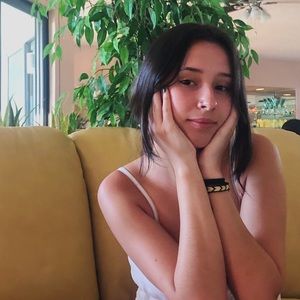 Meet your Posher, Abby